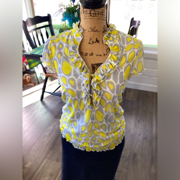 International Concepts ruffled neck, sleeves, bottom; body lined. - Picture 2 of 7